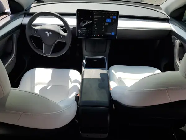 7SAYGAEE1RF177361 2024 TESLA MODEL Y - Image 8
