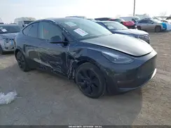 7SAYGAEE1RF199442 2024 TESLA MODEL Y