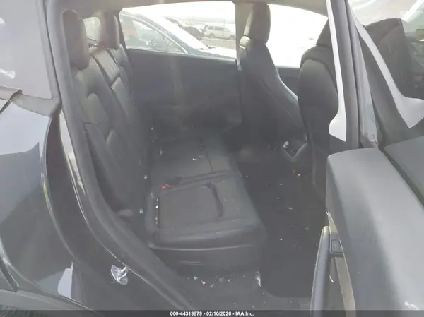 7SAYGAEE1RF199442 2024 TESLA MODEL Y - Image 8