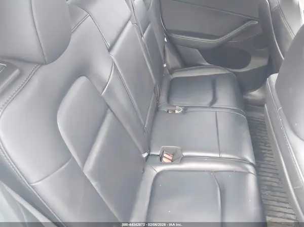 7SAYGAEE1RF201190 2024 TESLA MODEL Y - Image 8