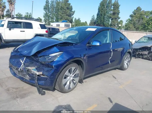 7SAYGAEE1RF983197 2024 TESLA MODEL Y - Image 2