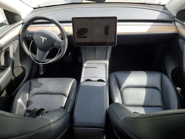 7SAYGAEE1RF988979 2024 TESLA MODEL Y - Image 8