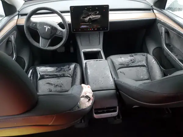 7SAYGAEE1SF217525 2025 TESLA MODEL Y - Image 8