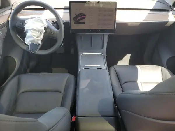 7SAYGAEE1SF258365 2025 TESLA MODEL Y - Image 8