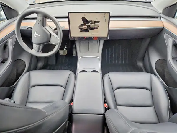 7SAYGAEE1SF287753 2025 TESLA MODEL Y - Image 8