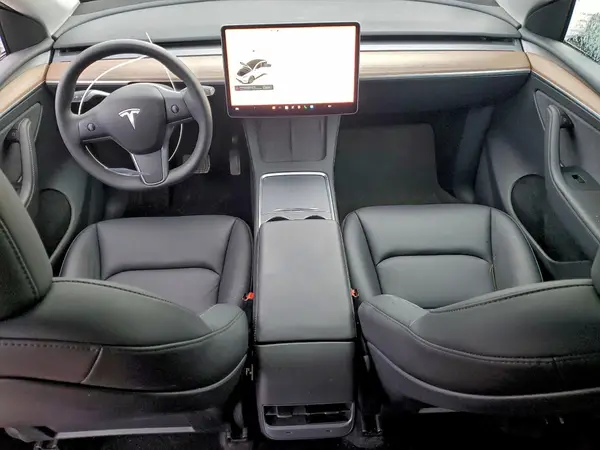 7SAYGAEE1SF295206 2025 TESLA MODEL Y - Image 8