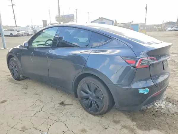 7SAYGAEE1SF302445 2025 TESLA MODEL Y - Image 2