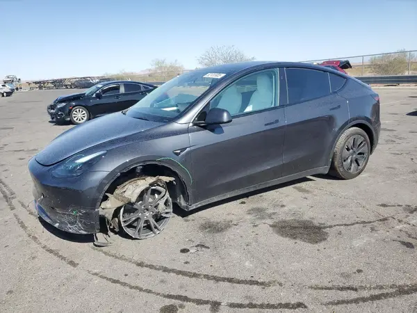 7SAYGAEE1SF304020 2025 TESLA MODEL Y - Image 1