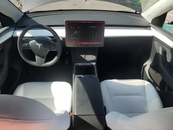 7SAYGAEE1SF304020 2025 TESLA MODEL Y - Image 8