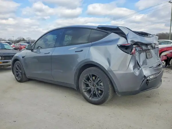 7SAYGAEE1SF304745 2025 TESLA MODEL Y - Image 2