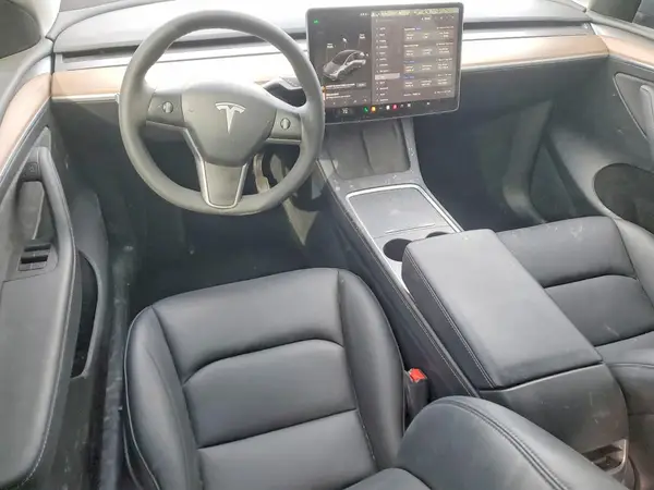 7SAYGAEE1SF304745 2025 TESLA MODEL Y - Image 8