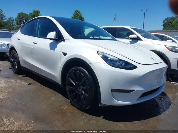 7SAYGAEE2NF316505 2022 TESLA MODEL Y - Image 1