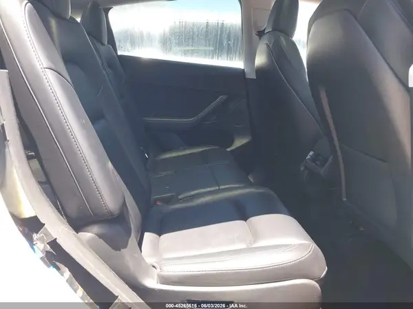 7SAYGAEE2NF316505 2022 TESLA MODEL Y - Image 8