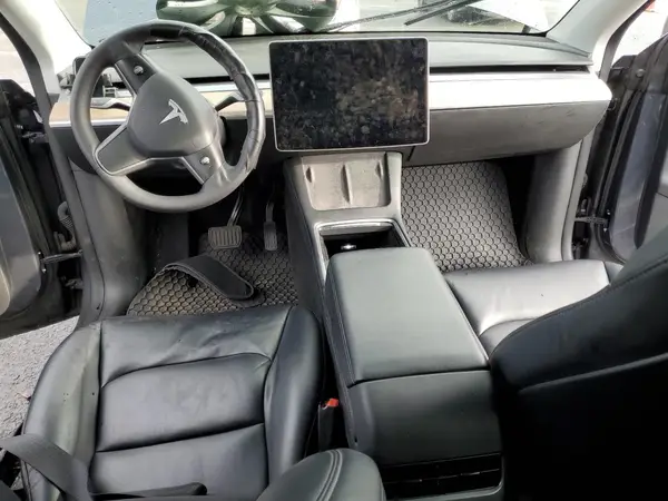 7SAYGAEE2NF349018 2022 TESLA MODEL Y - Image 8