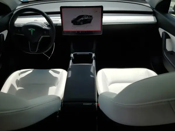 7SAYGAEE2NF382147 2022 TESLA MODEL Y - Image 8
