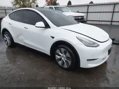 7SAYGAEE2NF384464 2022 TESLA MODEL Y