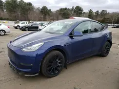 7SAYGAEE2NF388711 2022 TESLA MODEL Y