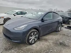 7SAYGAEE2NF389907 2022 TESLA MODEL Y