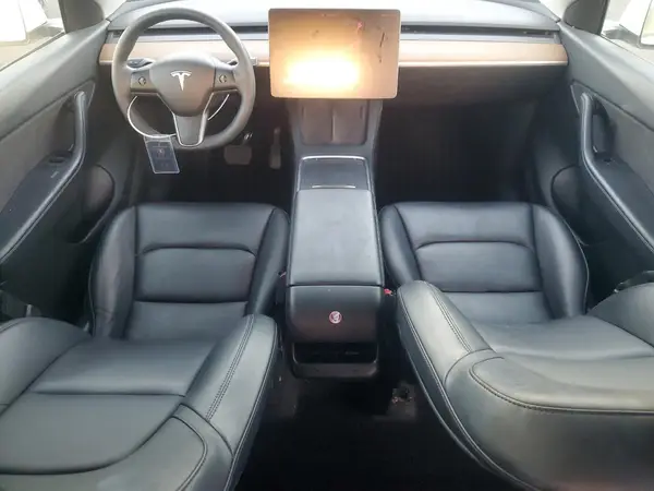 7SAYGAEE2NF403918 2022 TESLA MODEL Y - Image 8
