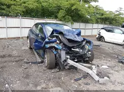 7SAYGAEE2NF426650 2022 TESLA MODEL Y