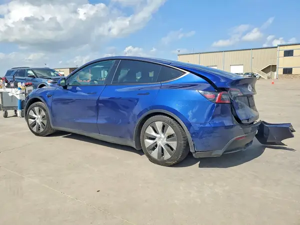 7SAYGAEE2NF455565 2022 TESLA MODEL Y - Image 2
