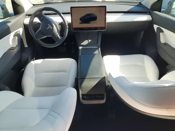 7SAYGAEE2NF464959 2022 TESLA MODEL Y - Image 8
