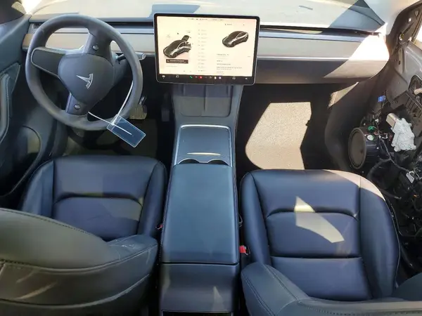 7SAYGAEE2NF514646 2022 TESLA MODEL Y - Image 8