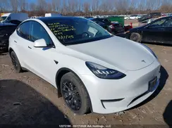 7SAYGAEE2NF516090 2022 TESLA MODEL Y