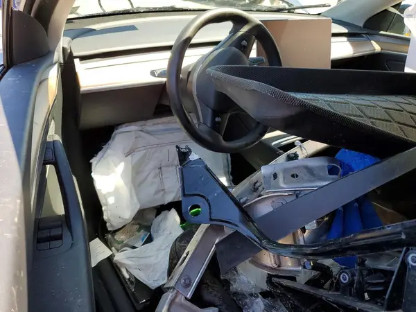 7SAYGAEE2NF523024 2022 TESLA MODEL Y - Image 8