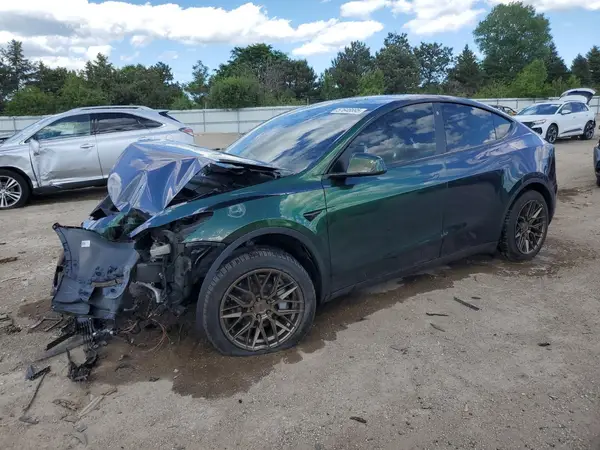 7SAYGAEE2NF535450 2022 TESLA MODEL Y - Image 1