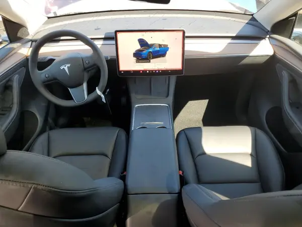 7SAYGAEE2NF558307 2022 TESLA MODEL Y - Image 8