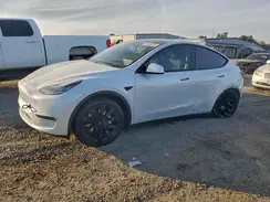 7SAYGAEE2NF574135 2022 TESLA MODEL Y
