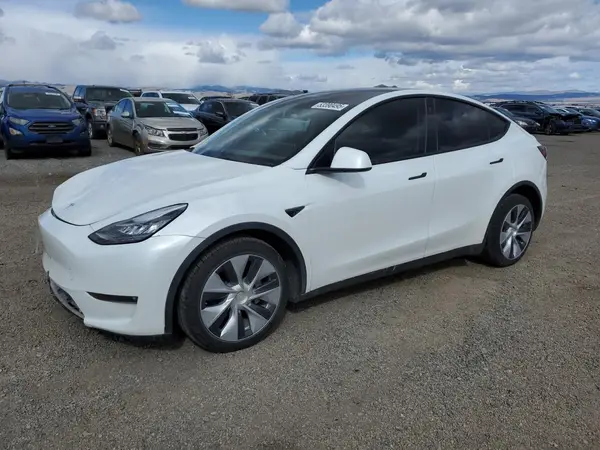 7SAYGAEE2PF584621 2023 TESLA MODEL Y - Image 1