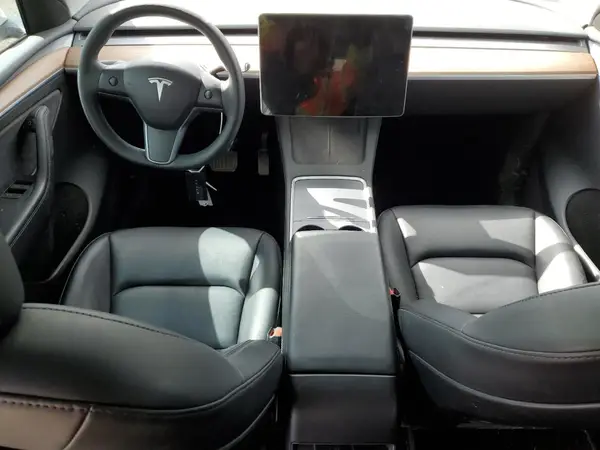 7SAYGAEE2PF584621 2023 TESLA MODEL Y - Image 8