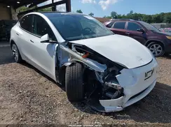 7SAYGAEE2PF591181 2023 TESLA MODEL Y