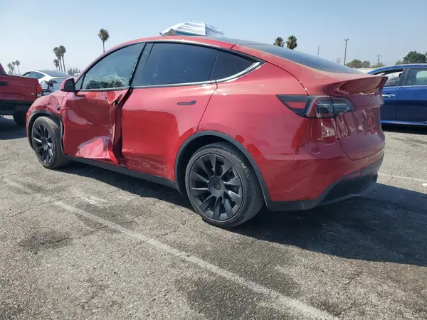 7SAYGAEE2PF627757 2023 TESLA MODEL Y - Image 2