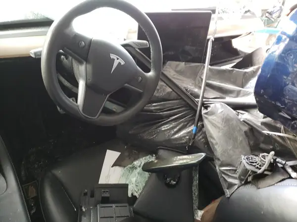 7SAYGAEE2PF631758 2023 TESLA MODEL Y - Image 8
