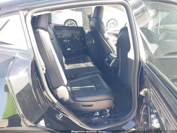 7SAYGAEE2PF632408 2023 TESLA MODEL Y - Image 8