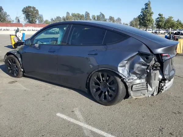 7SAYGAEE2PF646213 2023 TESLA MODEL Y - Image 2