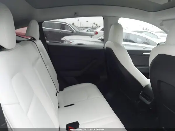 7SAYGAEE2PF646437 2023 TESLA MODEL Y - Image 8