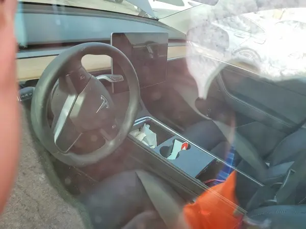 7SAYGAEE2PF667109 2023 TESLA MODEL Y - Image 8
