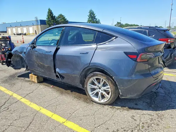 7SAYGAEE2PF691328 2023 TESLA MODEL Y - Image 2