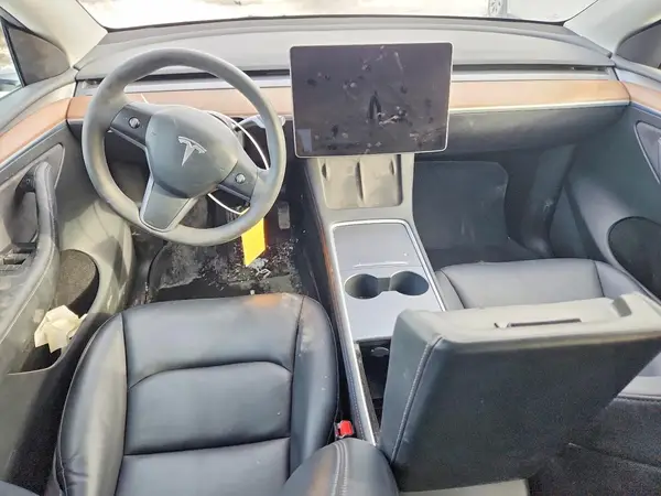 7SAYGAEE2PF707141 2023 TESLA MODEL Y - Image 8
