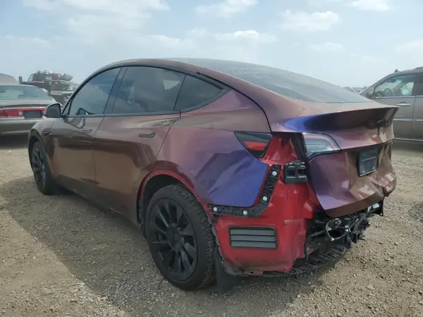 7SAYGAEE2PF708192 2023 TESLA MODEL Y - Image 2