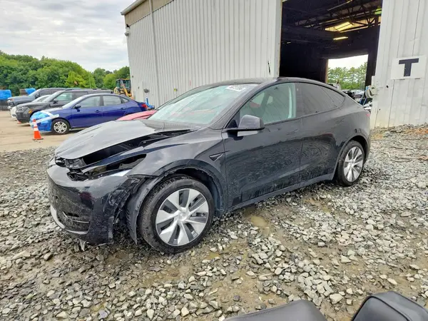 7SAYGAEE2PF752421 2023 TESLA MODEL Y - Image 1