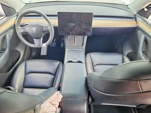 7SAYGAEE2PF752869 2023 TESLA MODEL Y - Image 8