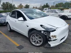 7SAYGAEE2PF763662 2023 TESLA MODEL Y