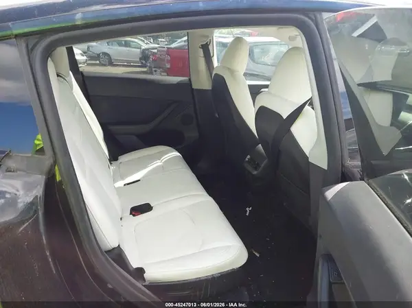 7SAYGAEE2PF766089 2023 TESLA MODEL Y - Image 8