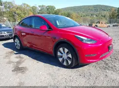 7SAYGAEE2PF770000 2023 TESLA MODEL Y