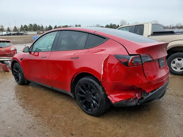 7SAYGAEE2PF773379 2023 TESLA MODEL Y - Image 2